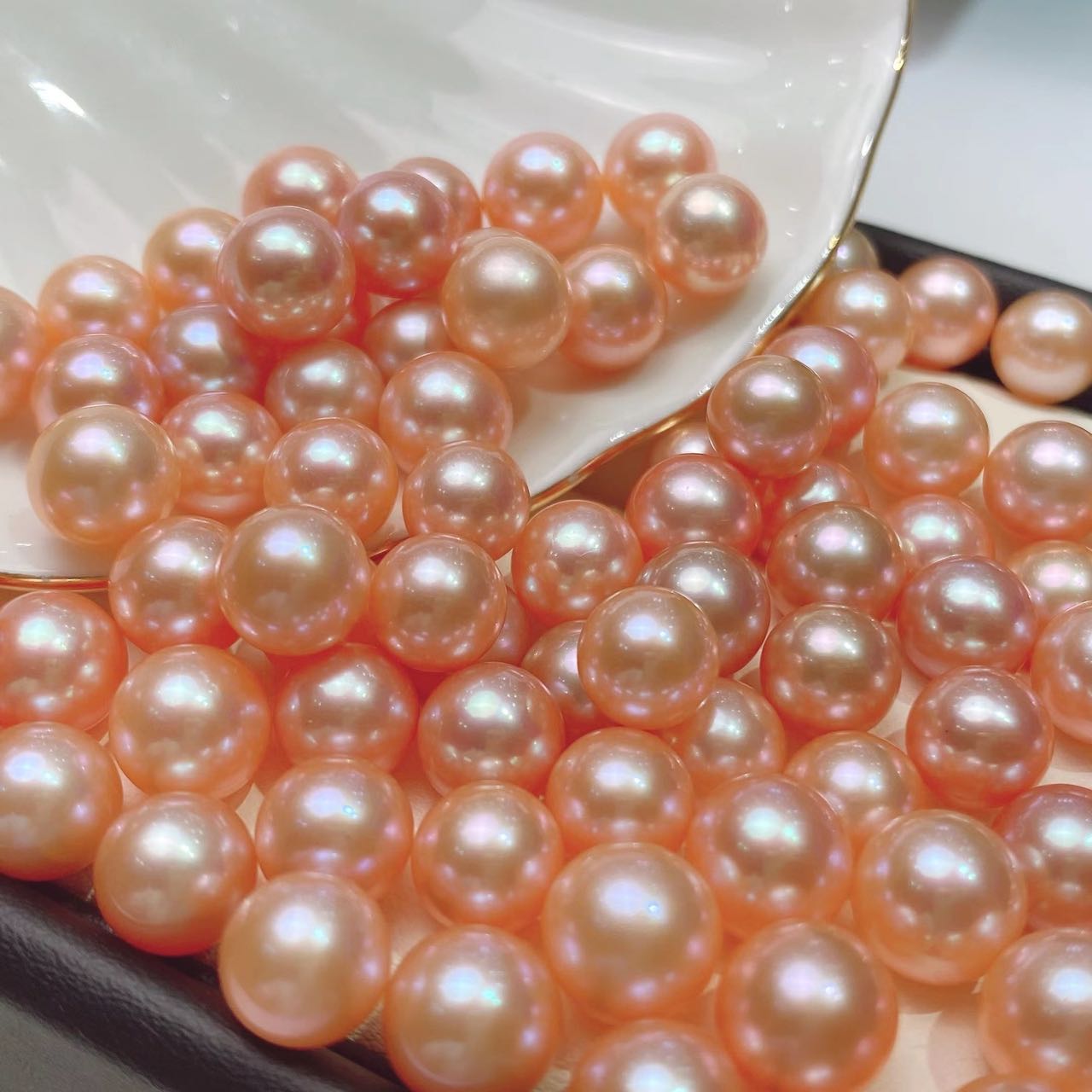 Chinese Red ( Edison |1 pc / 1 clam | 9-14 mm )