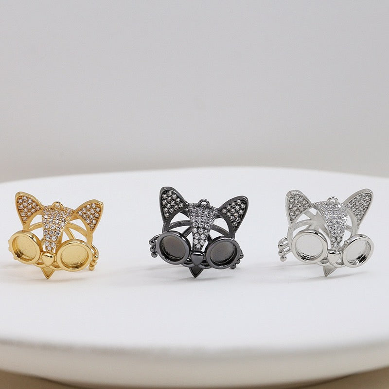 04 Head ( Cat Helmet + Stand )