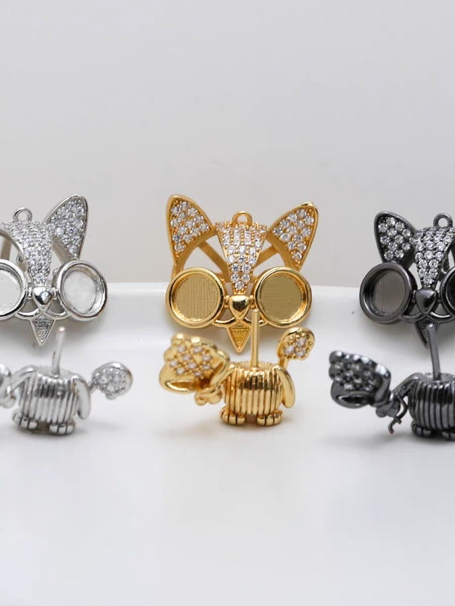 04 Head ( Cat Helmet + Stand )