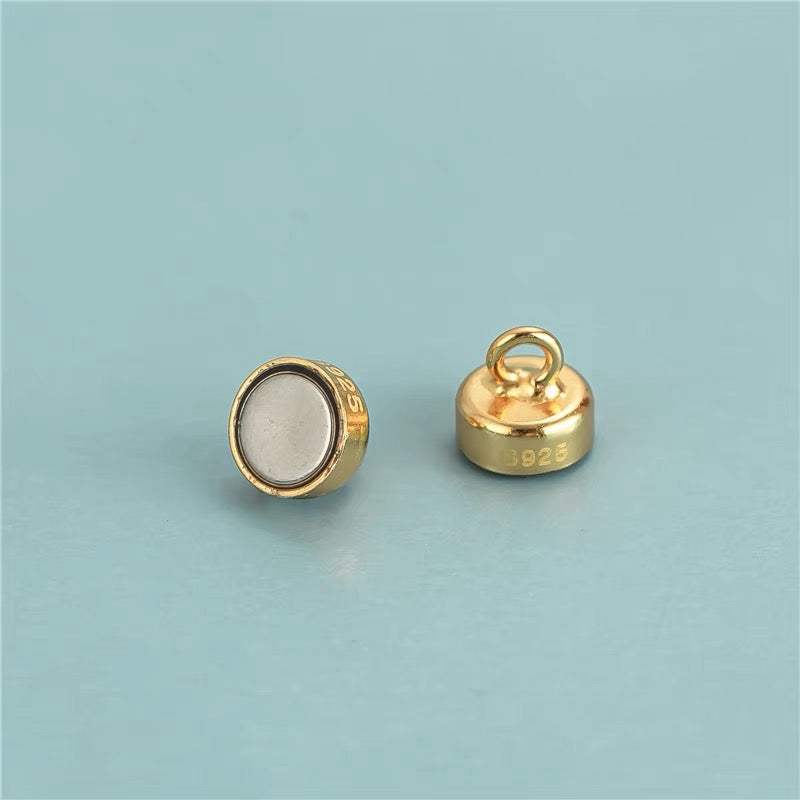 02 Buckle ( Magnetic )