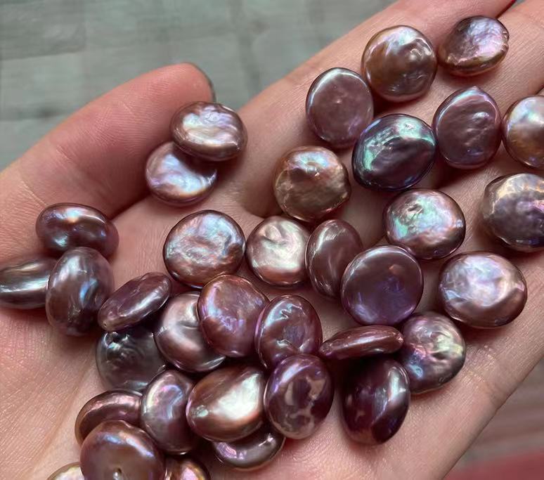 Purple Button   ( Baroque| Purple Color  |4-6 pcs / 1 clam )