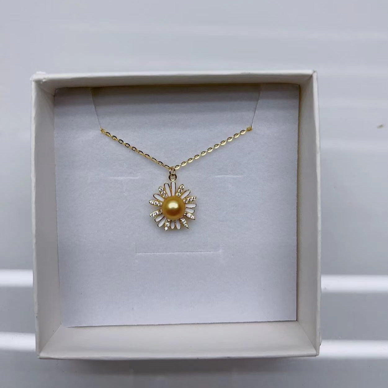 [ 31] Necklace sample