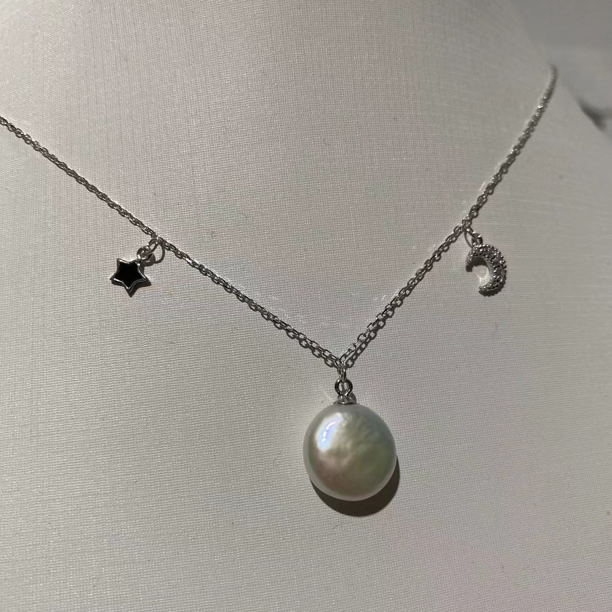 [ 23] Necklace sample