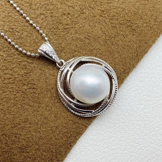 Pendant (For necklace | silver color  )