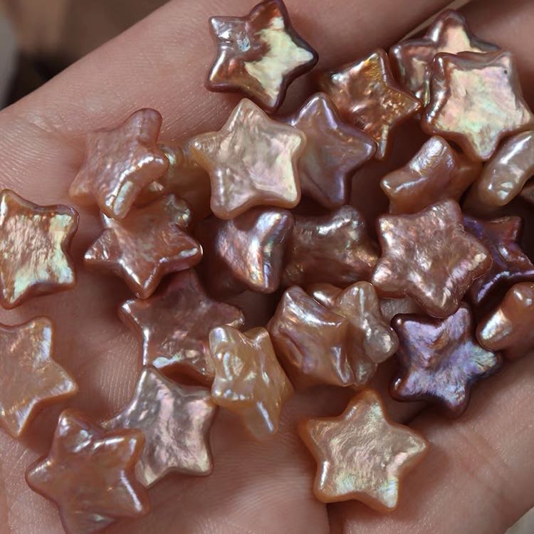 【NEW】Dazzling Star   ( Amazing luster |4-6pcs / 1 clam )