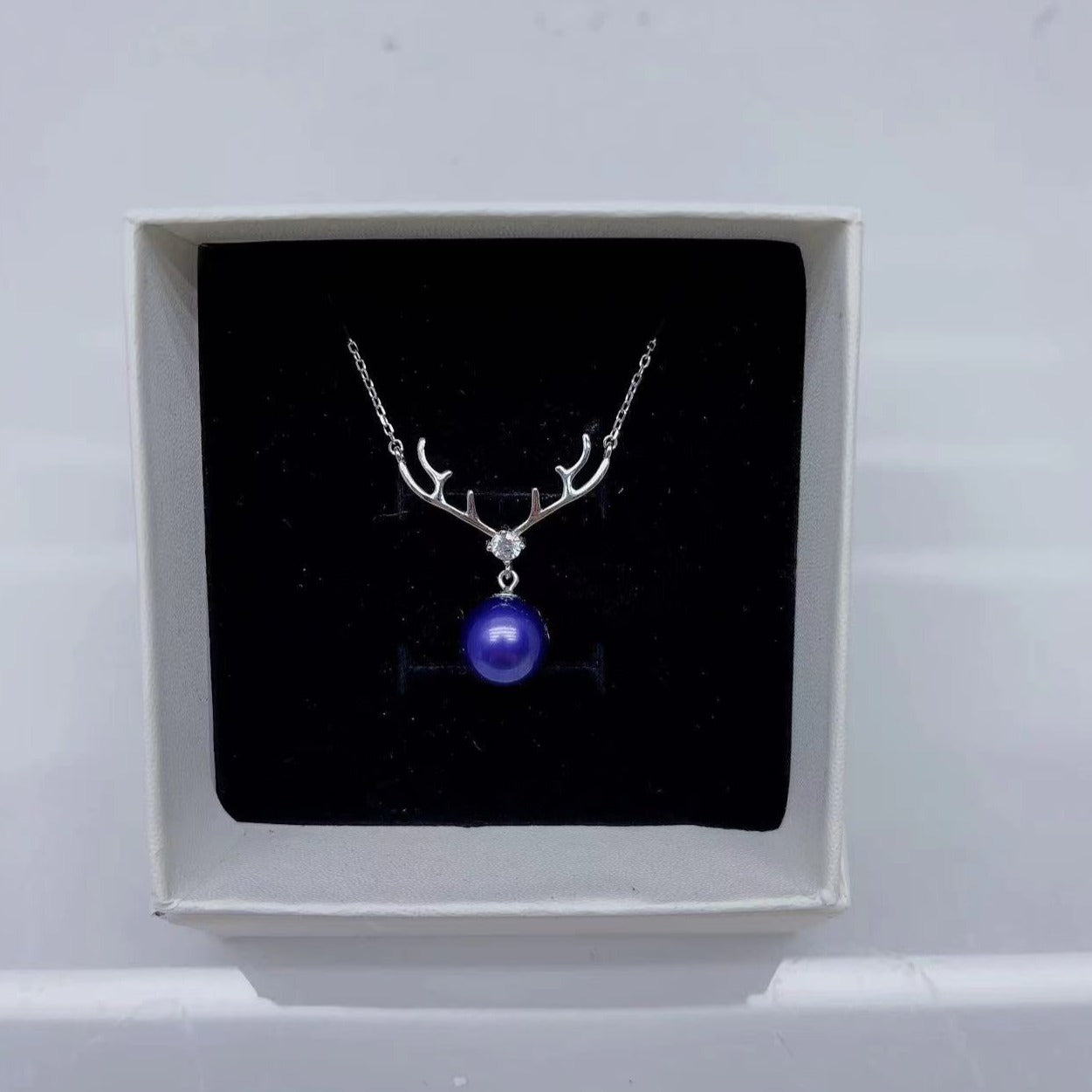 [ 33] Necklace sample